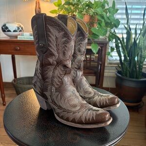 Corral Women’s Western Boots size 7.5M